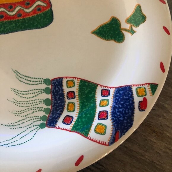 CRATE & BARREL HAT AND SCARVE WINTER THEME COOKIE PLATE - Picture 3 of 6